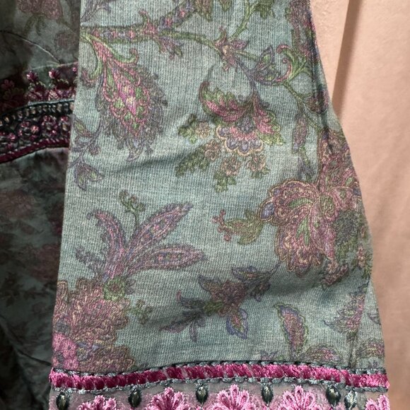 Ethnic PK Casual Wear | Floral | Embroidered - Picture 6 of 9